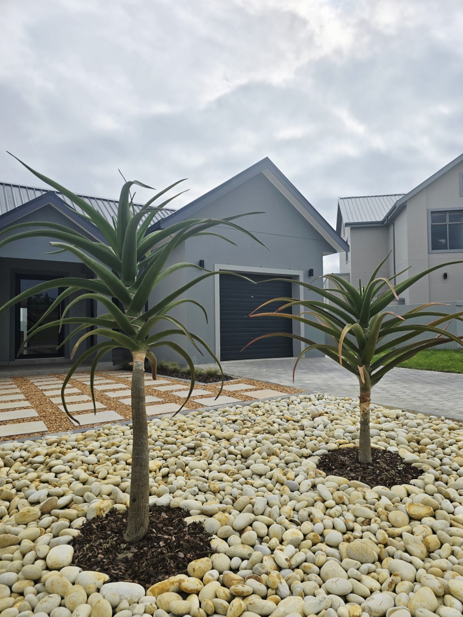 3 Bedroom Property for Sale in Kingswood Golf Estate Western Cape